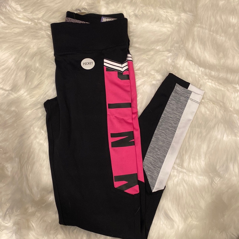 VS yoga pants